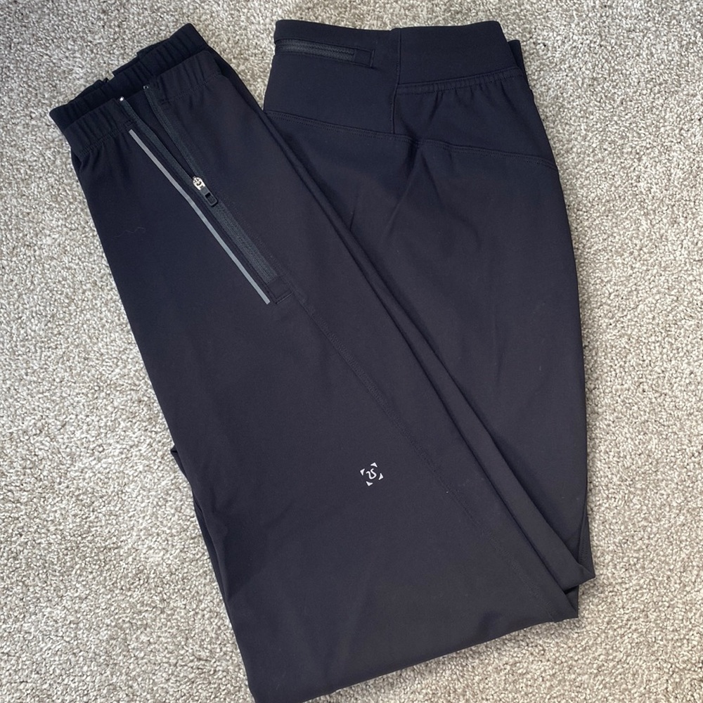 Like New! Lululemon Surge Joggers - Med